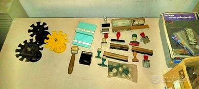 Lotto Cancelleria Vintage Ufficio Timbri Accessori