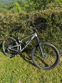 NUKEPROOF MEGA 2020