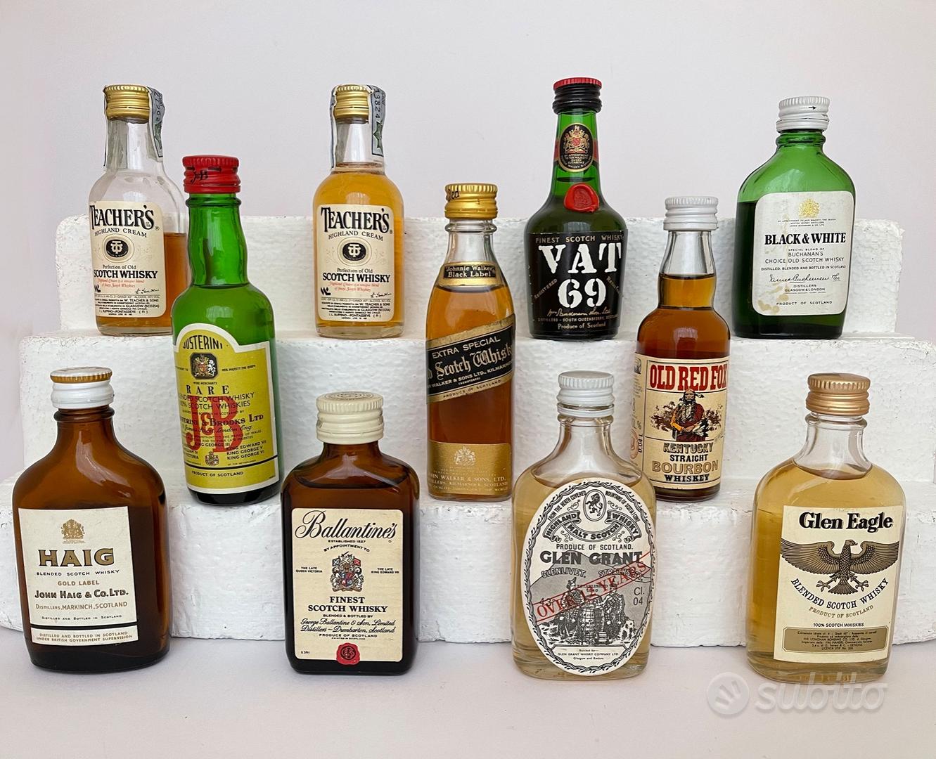 Piccola collezione 13 Mini bottiglie di Whisky - Arredamento e