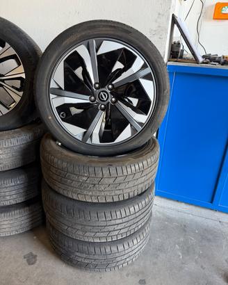 Cerchi Nissan Qashqai /Juke da 19 + gomme omaggio