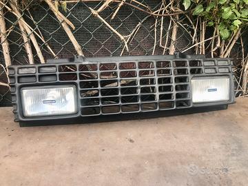 Ricambi Fiat 127 terza serie griglia fanali