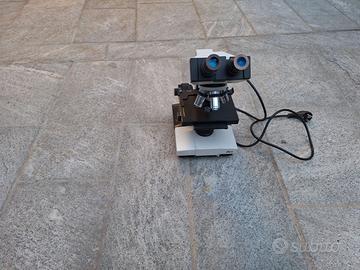Microscopio ottico Leica galen  4 obiettivi