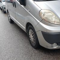 Renault trafic trasporto promiscuo