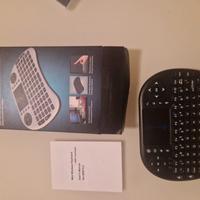 Tastiera portatile bluetooth