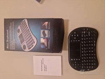 Tastiera portatile bluetooth