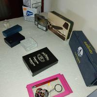 contenitori  vintage  con porte  sigarette  