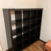 libreria con ruote nera