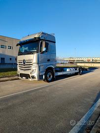 Mercedes Benz Actros 1836