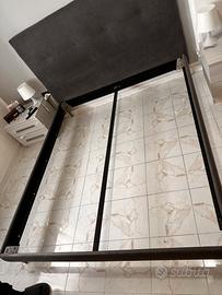 Stanza matrimoniale completa