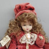 Bambola Real Line Capodimonte Biscuit