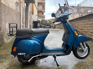 Vespa Piaggio _ COSA 1 125cc _ solo 5.500km