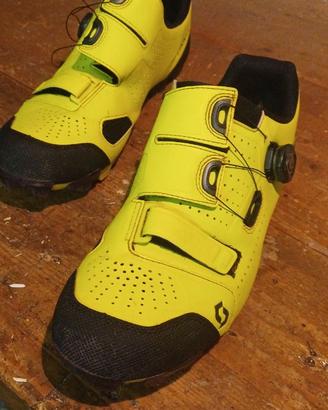 Scarpe da MTB SCOTT TEAM BOA nr 44 gialle.