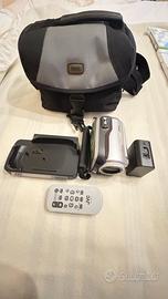 Videocamera con hardisk  da 30 gb model GZ mg155e