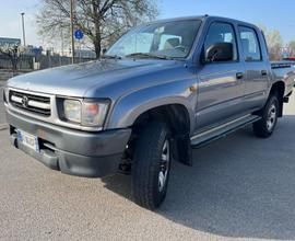 Toyota Hilux 2.4 TD Pick-up 4x4