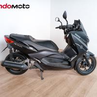 YAMAHA X-MAX 250 Momodesing - 2015 Passaggio inclu