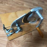 Affettatrice manuale vintage Made in Germany