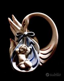 Porcellana cicogna bimbo marchio Capodimonte 1782