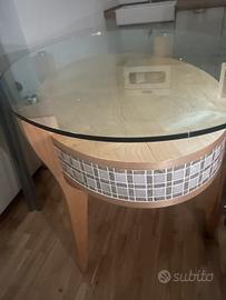 Tavolo da esposizione