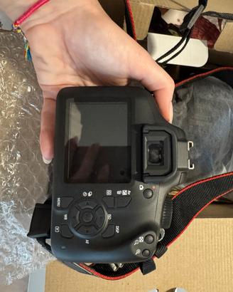 Canon Eos 4000D zoom kit