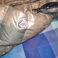 Piumino Moncler 6/8 anni verde salvia