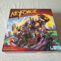 Gioco di carte KEYFORGE Set Base + 3 mazzi