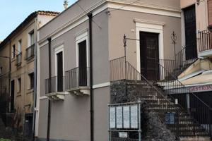Casa indipendente - Casa singola Adrano