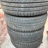 Pneumatiici 215/70 r 15 c