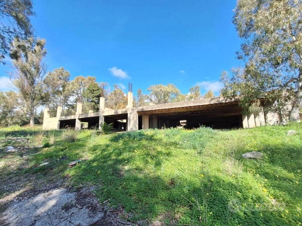 Immobile in asta di 26740 m² a Alessandria della R - Altro