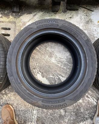 Gomme auto