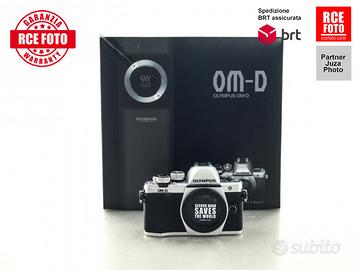 Olympus OM-D E-M10 II