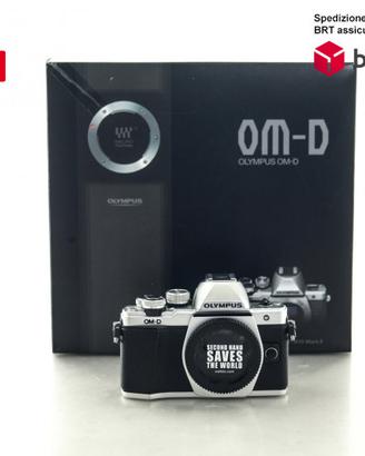 Olympus OM-D E-M10 II