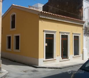 Locale commerciale avola