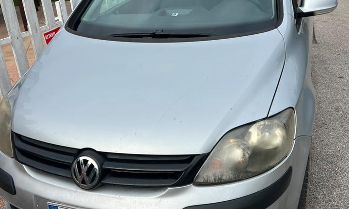Volkswagen golf plus