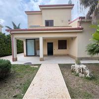 Villa non arredata su 3 livelli
