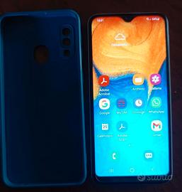 Samsung Galaxy A20e, cover + 3 vetri temperati