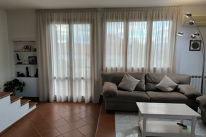 Appartamento in bifamiliare a Tobbiana