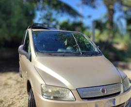 Fiat Multipla 1.6 16V Natural power Emotion