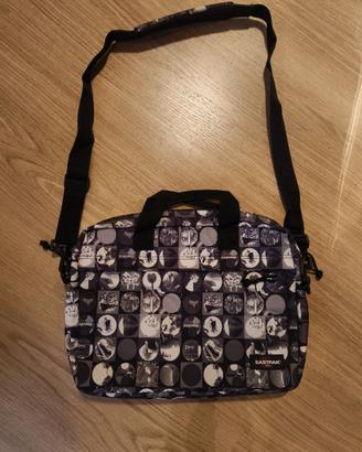 Tracolla eastpak per computer portatile