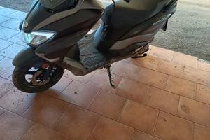 Suzuki Burgman 125 cc