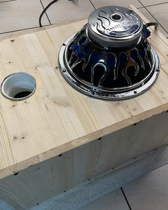Subwoofer audiobahn AW1251T