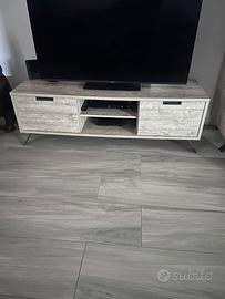 Cucina, tavolo, sedie, mobile tv, madia, credenza