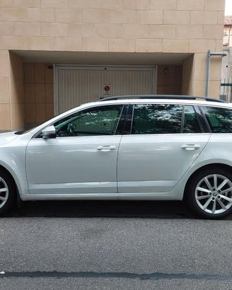 SKODA OCTAVIA SW