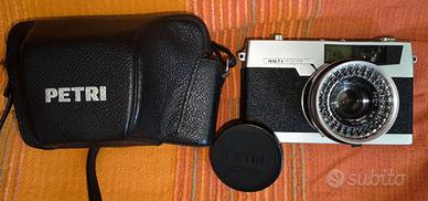 Macchina fotografica Petri 7S