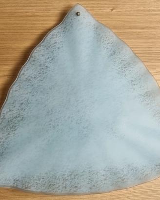 Plafoniera triangolare azzurro in vetro satinato