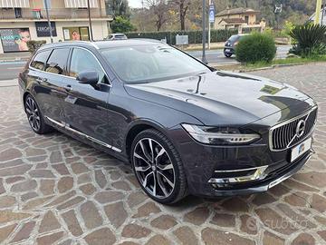 VOLVO V90 D4 AWD Geartronic Momentum