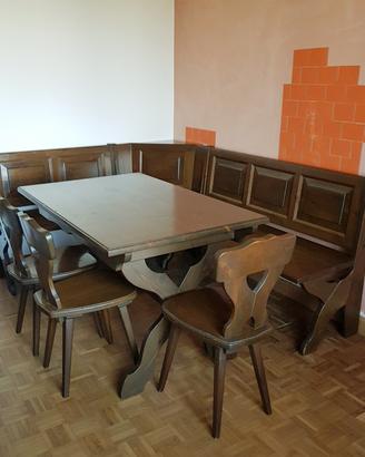 ARREDAMENTO TAVERNA