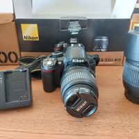 Nikon D3100 con obiettivi