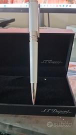 S.T. Dupont penna/Paris