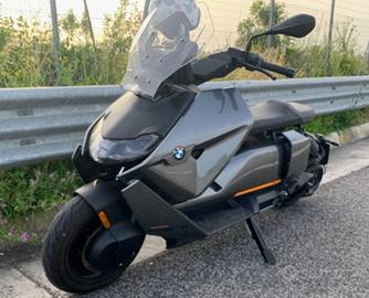 Bmw ce04