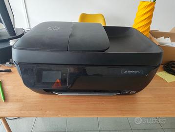 HP OfficeJet 3830 (SEMI FUNZIONANTE)